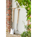 Sophie Conran for Burgon & Ball digging spade